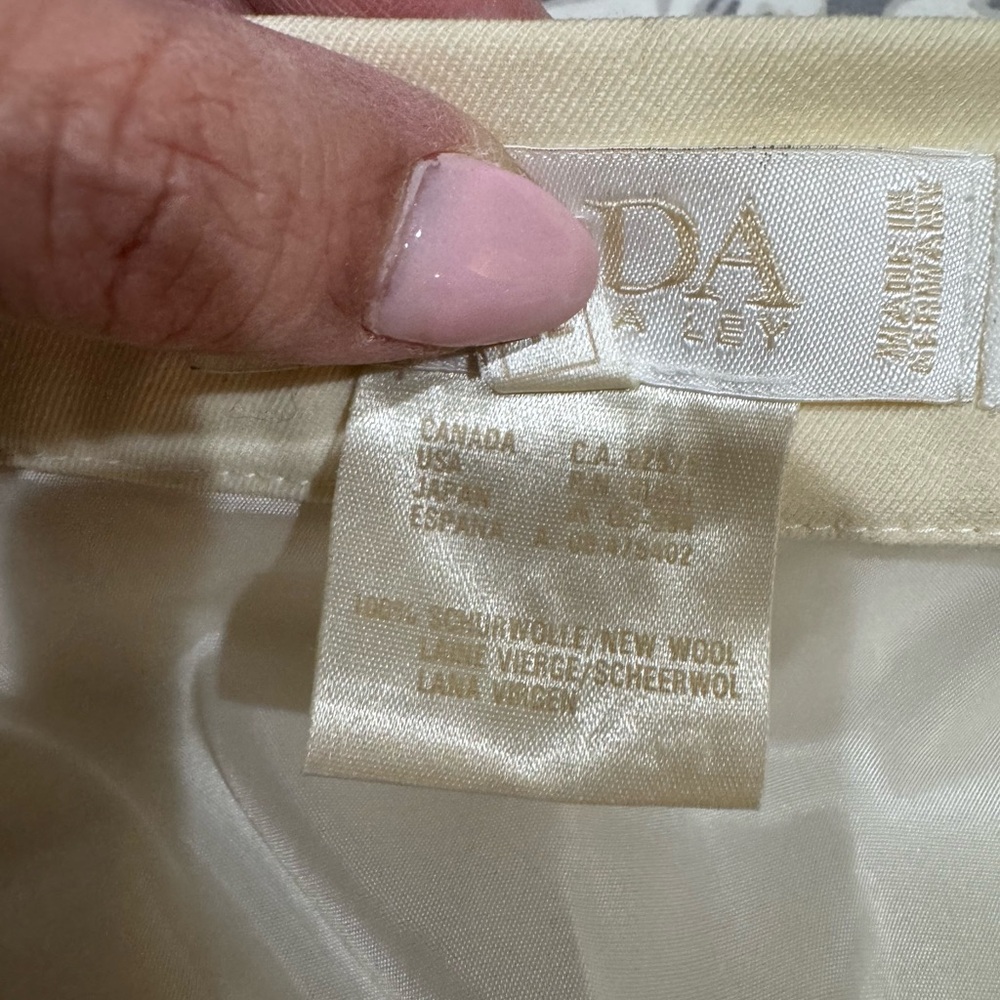 Vintage Escada Elegant wool Cream Double-Breasted Women's suit size 40/42German - Picture 11 of 16